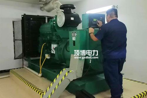 自動化柴油發(fā)電機一鍵啟動